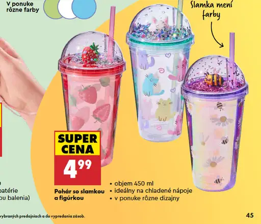 Pohár so slamkou a figúrkou