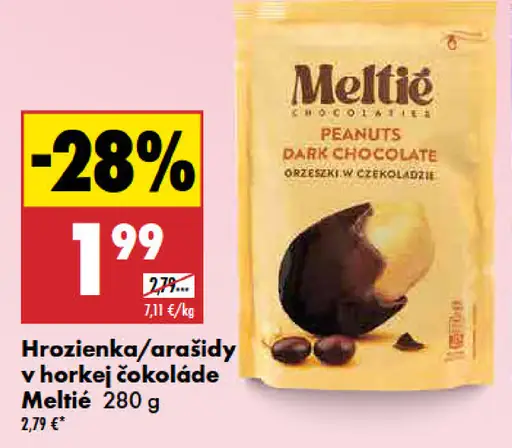 Meltié arašidy v horkej čokoláde