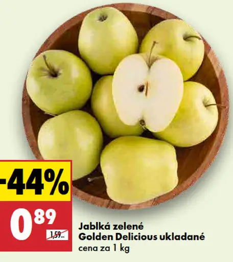 Jablká zelené Golden Delicious ukladané