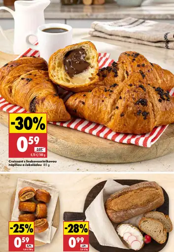Croissant s lieskovoorieškovou náplňou a čokoládou