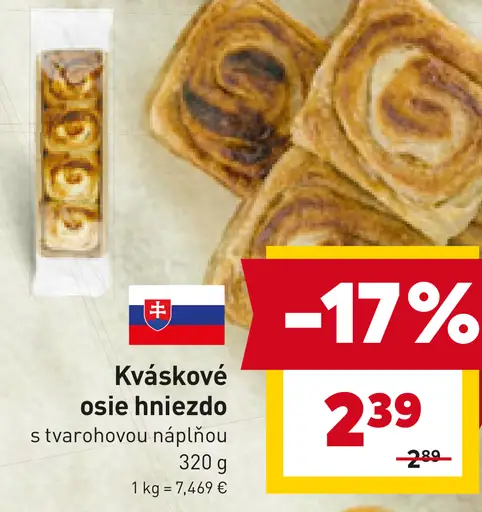 Kváskové osie hniezdo s tvarohovou náplňou