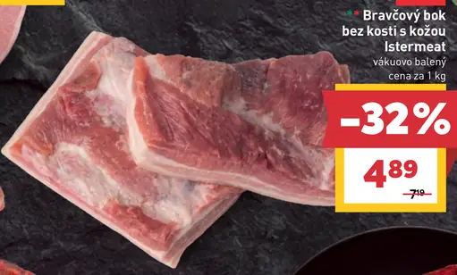 Bravčový bok bez kosti s kožou Istremeat vákuovo balený