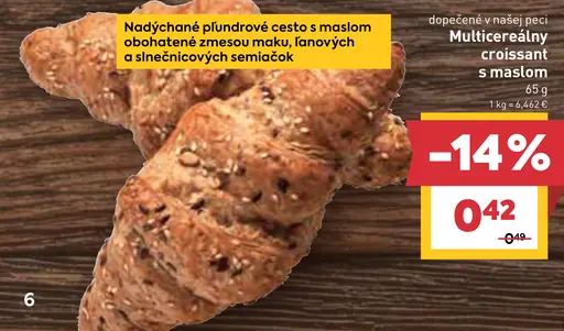 Multicereálny croissant s maslom