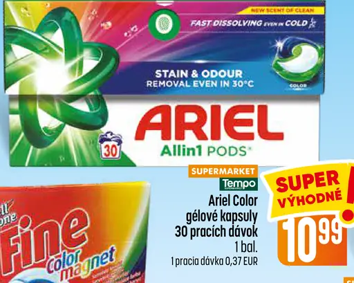 Ariel Color gélové kapsuly na pranie