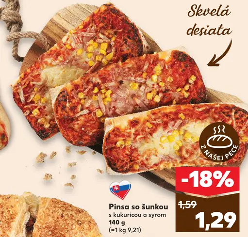 Pinsa so šunkou s kukuricou a syrom