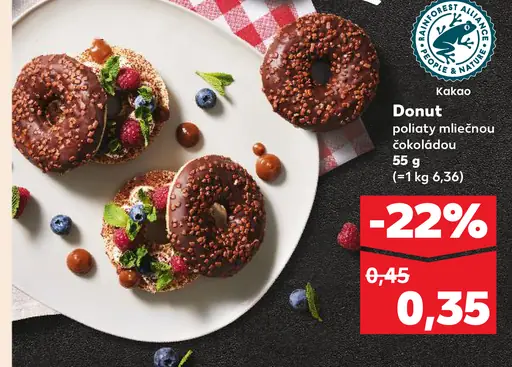Našej pekárne Donut poliaty mliečnou čokoládou