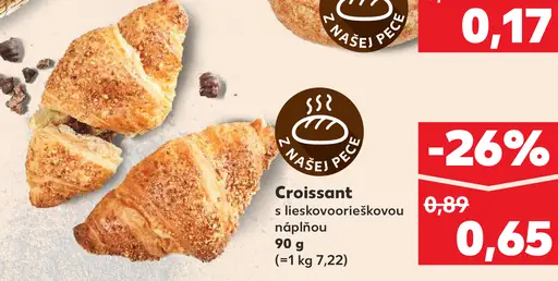 Croissant s lieskovoorechovou náplňou