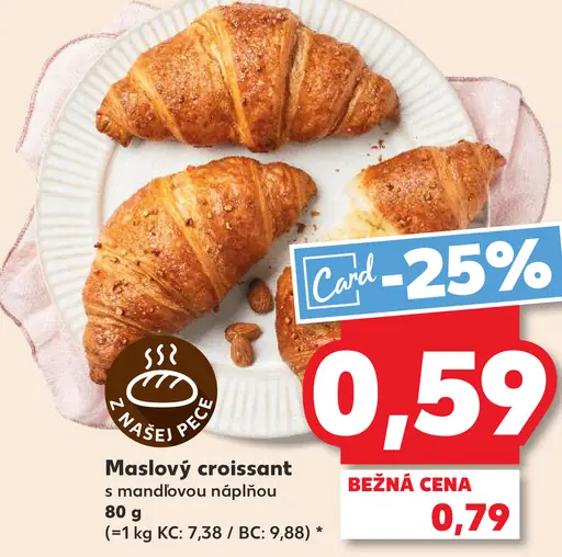 Maslový croissant s mandľovou náplňou