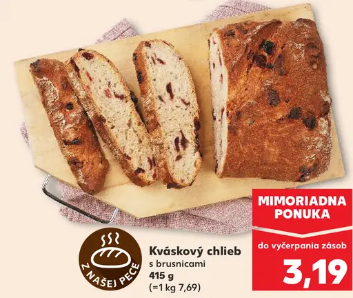 Kváskový chlieb s brusnicami