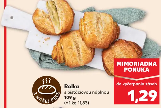 Rolka s pistáciovou náplňou