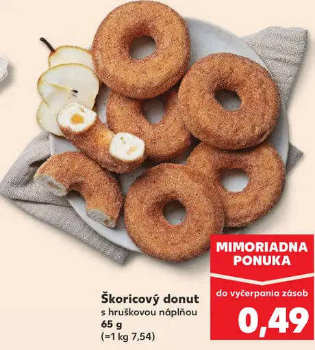 Škoricový donut s hruškovou náplňou