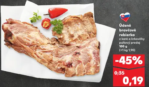 Kaufland údené bravčové rebierka z karé a krkavice pultový predaj