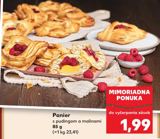 Panier s pudingom a malinami