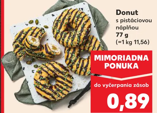 Donut s pistáciovou náplňou