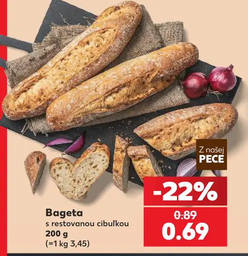 Bageta s restovanou cibuľkou