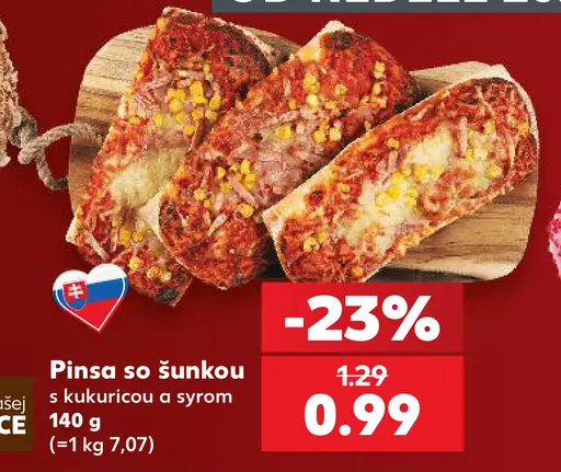 Pinsa so šunkou s kuracím mäsom a syrom