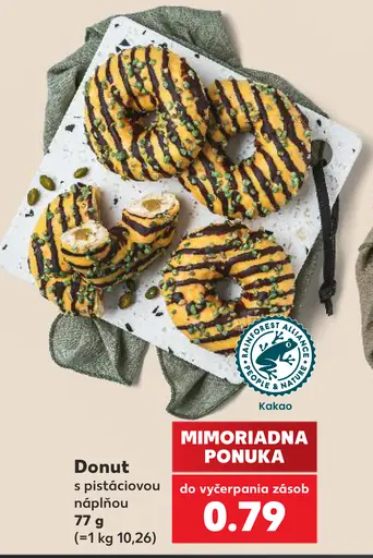 Donut s pistáciovou náplňou
