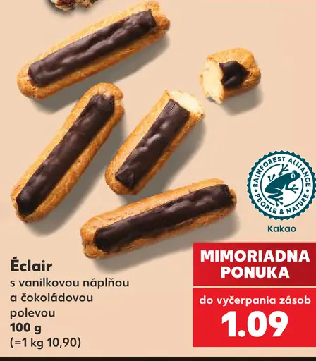 Éclair s vanilkovou náplňou a čokoládovou polevou