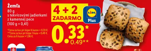 Žemľa s tekvicovými jadierkami z kamennej pece