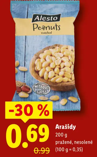 Alesto pražené arašidy