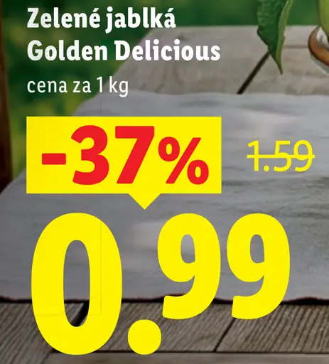 Zelené jablká odroda Golden Delicious