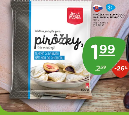 Stará mama pirožky plnené slivkovou náplňou so škoricou mrazené