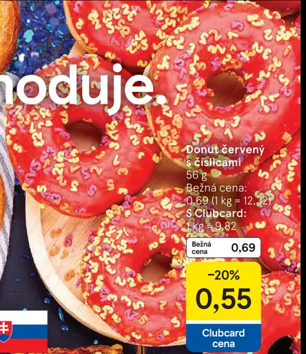 Donut červený s cukríkmi