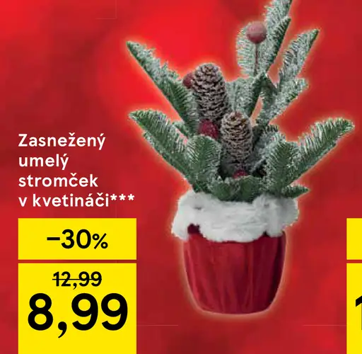 Zasnežený umelý stromček v kvetináči