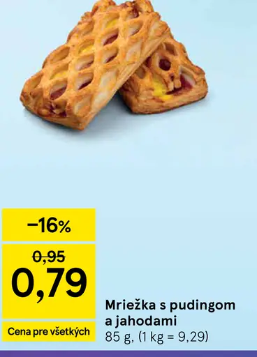 Mriežka s pudingom a jahodami