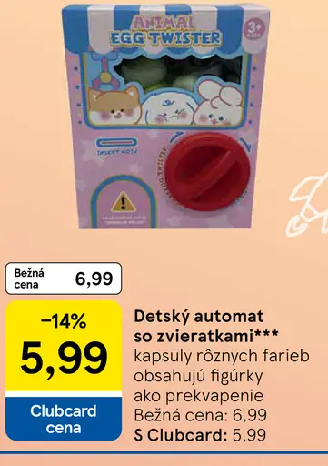 Detský automat so zvieratkami s kapsulami rôznych farieb