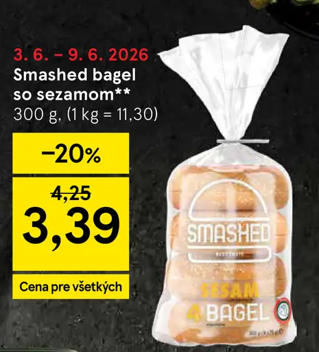 Smashed bagel so sezamom