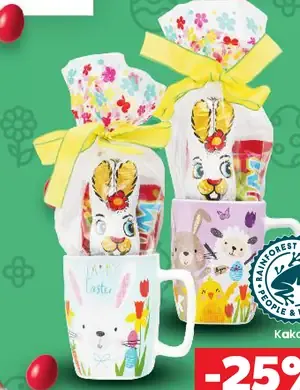 Zmes cukroviniek s hrnčekom