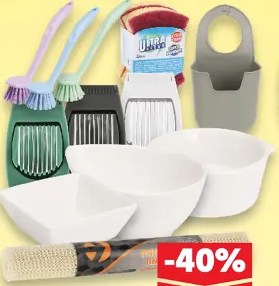 Sortiment do kuchyne rôzne druhy (kefky a čistiace pomôcky)