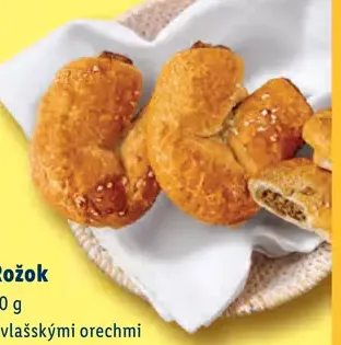 Rožok s vlašskými orechmi