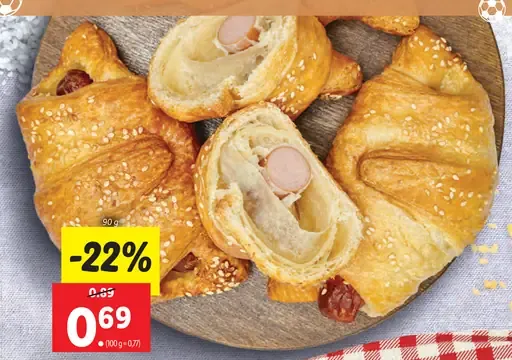 Croissant s párkom