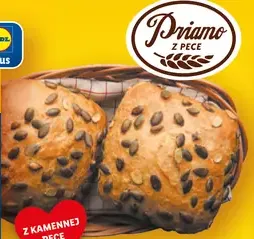 Priamo z pece Žemľa s tekvicovými jadierkami