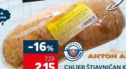 Anton Antol chlieb Štivanician krájaný