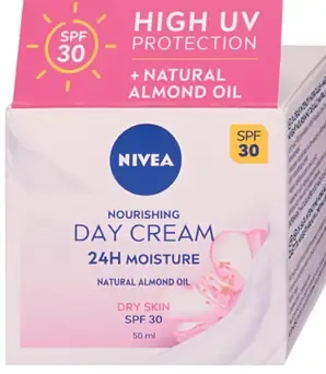 Nivea denný pleťový krém s OF 30
