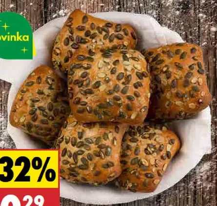 Žemľa s tekvicovými jadierkami