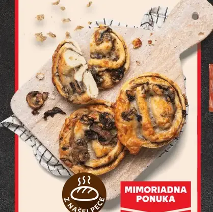 Naša pece Pizza slimák s hubami