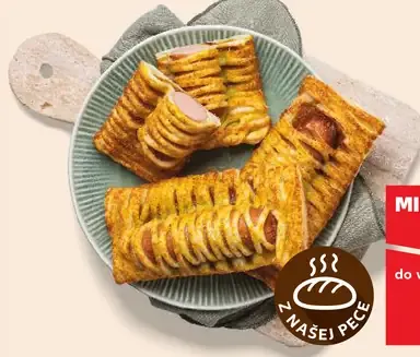 Taštička s klobásou a kari omáčkou