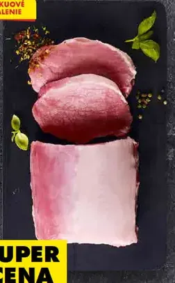 Krajina mäsa bravčové karé bez kosti vcelku